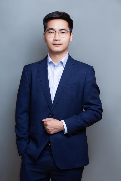 曾庆婵 UI/UX设计总监